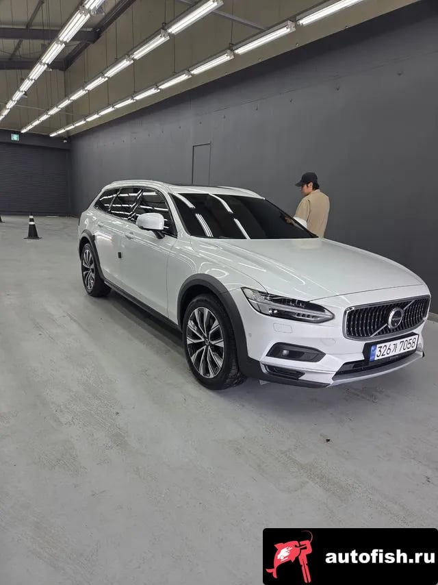 Volvo V90 V90 Cross-Country 2020 года - похожие автомобили