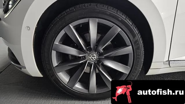 Volkswagen Arteon Atheon 2020 года - вид 5