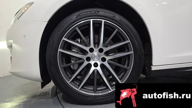 Maserati Ghibli Gibley 2019 года - вид 5