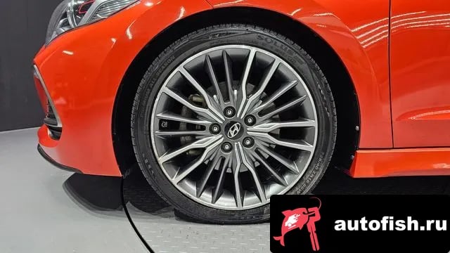 Hyundai AVANTE Avante AD 2018 года - вид 5