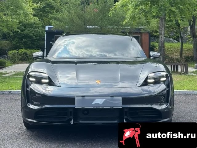 Porsche Taycan Taikan 2023 года - вид 1