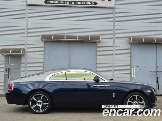 Rolls-Royce Wraith Lace 2018 года - вид 2