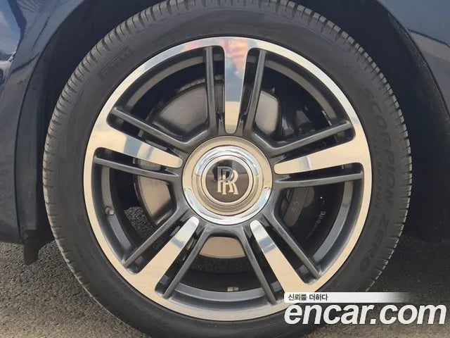 Rolls-Royce Wraith Lace 2018 года - вид 5