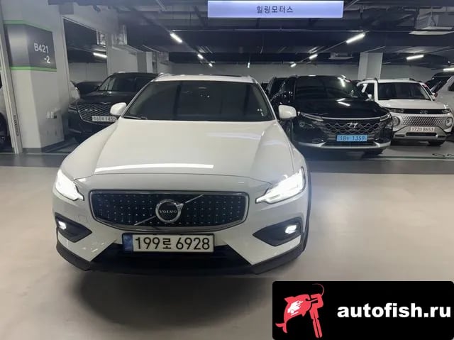 Volvo V60 V60 Cross-country 2nd Generation 2022 года - вид 1
