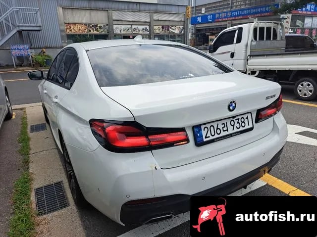 BMW 5-Series 5 Series (G30) 2023 года - вид 5