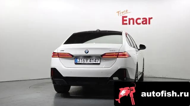 BMW 5-Series 5 Series (G60) 2026 года - вид 4