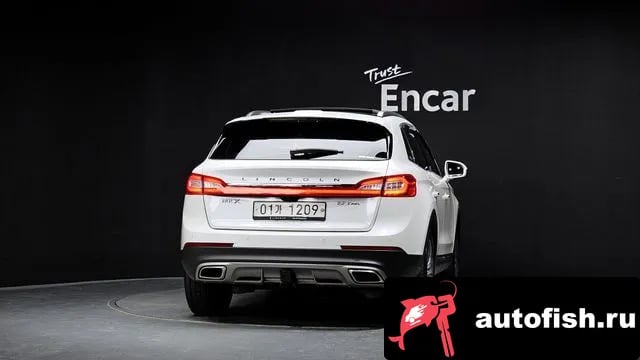 Lincoln MKX MKX 2nd Generation 2018 года - вид 4
