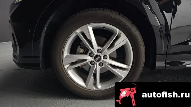 Audi Q3 Q3 (F3) 2022 года - вид 4