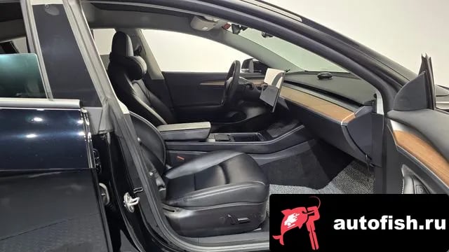 Tesla Model 3 Model 3 2022 года - похожие автомобили