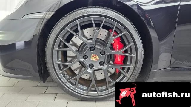 Porsche 911 911 (992) 2025 года - вид 5