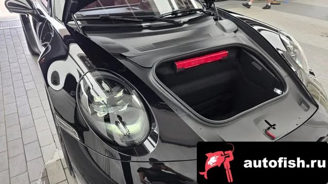 Porsche 911 911 (992) 2025 года - вид 6
