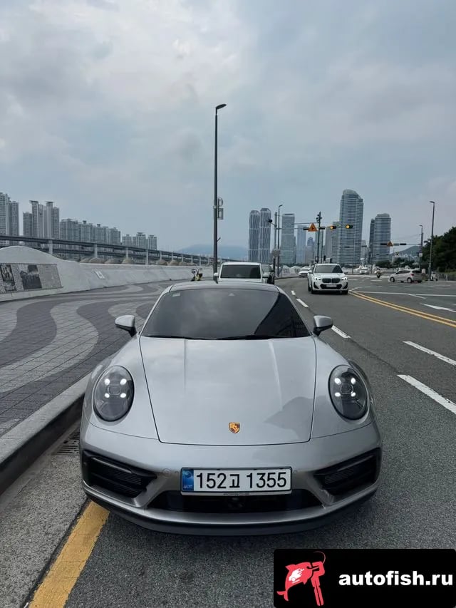 Porsche 911 911 (992) 2024 года - вид 3