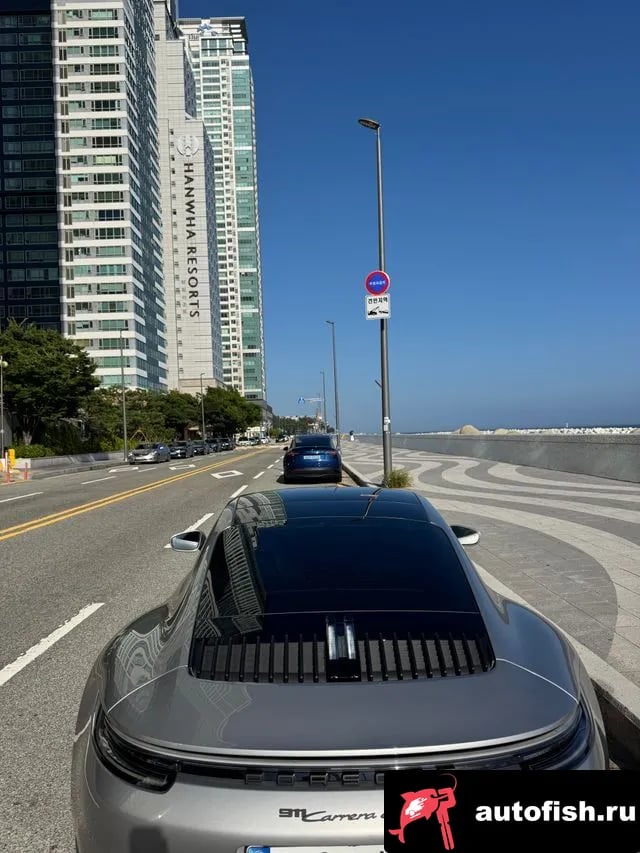 Porsche 911 911 (992) 2024 года - вид 4