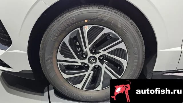 Hyundai Sonata Sonata D Edge Hybrid (DN8) 2026 года - похожие автомобили