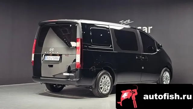 Hyundai Staria Staria 2025 года - похожие автомобили