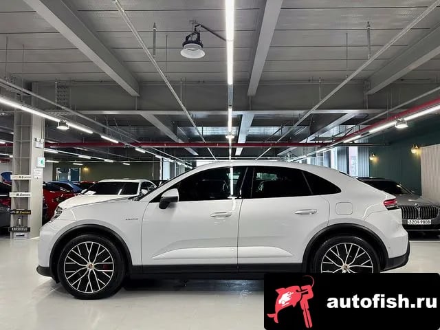 Porsche Macan Makan EV 2025 года - вид 4