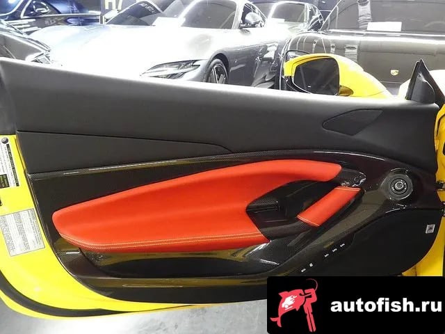 Ferrari F8 F8 Tributo 2020 года - похожие автомобили