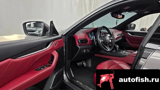 Maserati Levante Lebante 2019 года - похожие автомобили