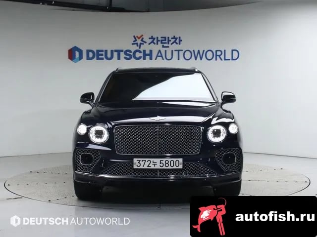 Bentley Bentayga Benteiga 2021 года - вид 3