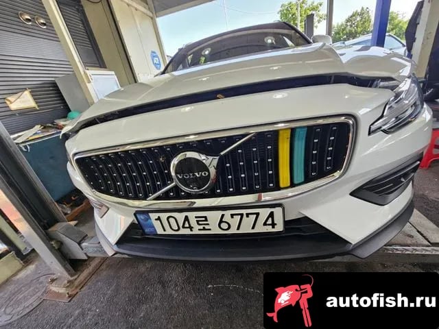 Volvo V60 V60 Cross-country 2nd Generation 2023 года - похожие автомобили