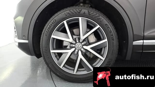 Volkswagen Touareg Tuareg 3rd generation 2020 года - вид 5