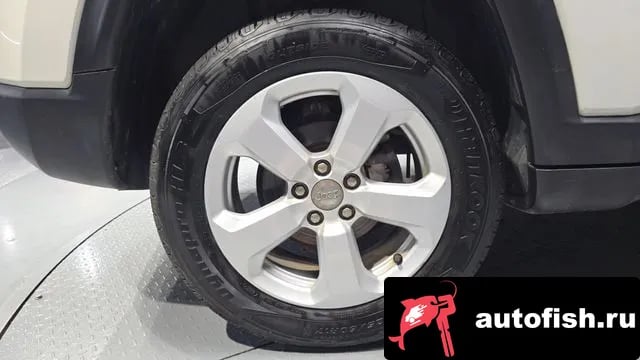 Jeep Compass Compass 2nd Generation 2019 года - вид 5