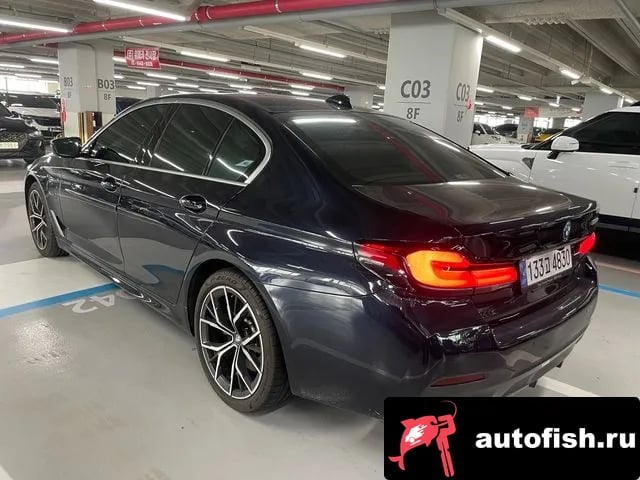 BMW 5-Series 5 Series (G30) 2022 года - вид 3