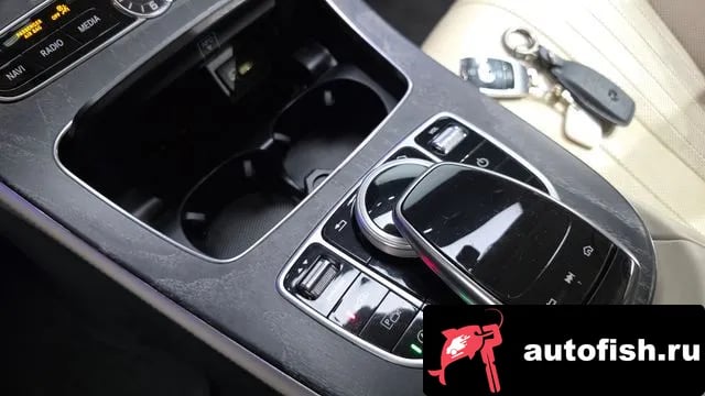 Mercedes-Benz CLS-Class CLS-Class C257 2020 года - похожие автомобили