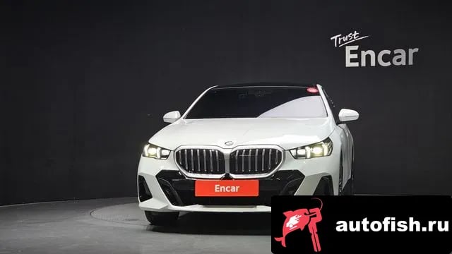 BMW 5-Series 5 Series (G60) 2025 года - вид 3