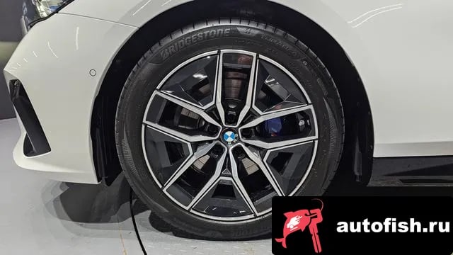 BMW 5-Series 5 Series (G60) 2025 года - вид 5