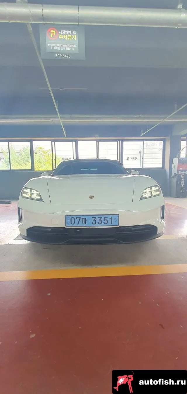 Porsche Taycan Taikan 2025 года - вид 6