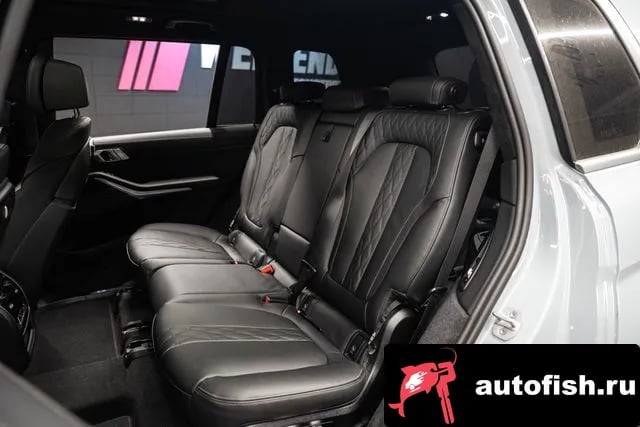BMW X7 X7 (G07) 2026 года - похожие автомобили