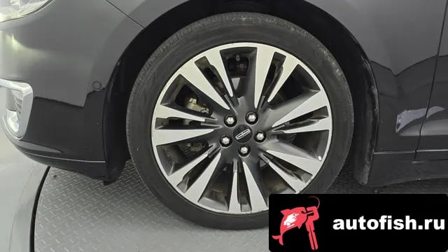 Lincoln MKZ New MKZ 2019 года - похожие автомобили