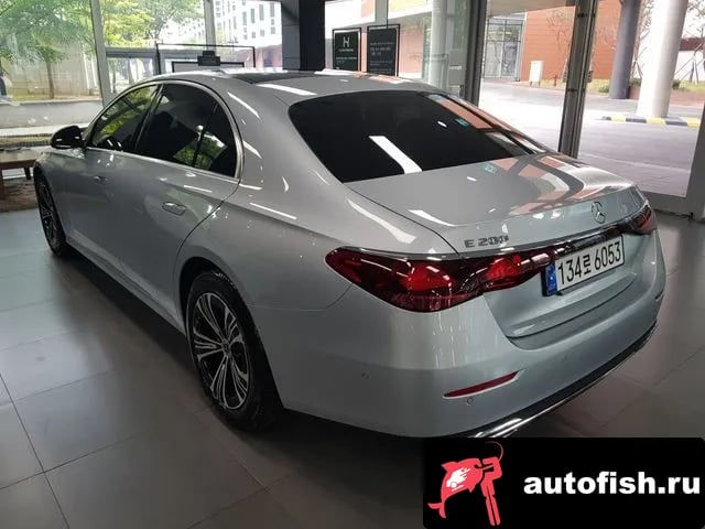 Mercedes-Benz E-Class E-Class W213 2024 года - вид 3