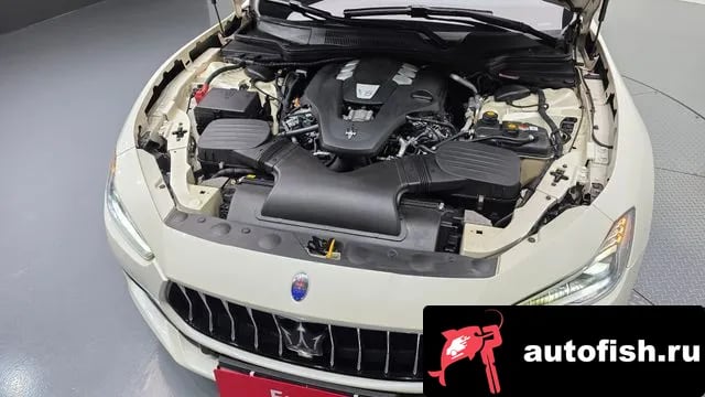 Maserati Ghibli Gibley 2018 года - вид 6