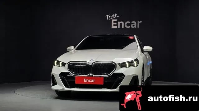 BMW 5-Series 5 Series (G60) 2025 года - вид 3