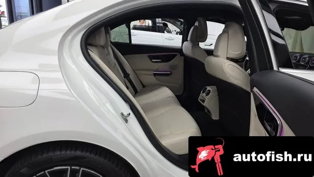Mercedes-Benz C-Class C-Class W206 2025 года - похожие автомобили