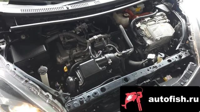 Toyota Prius Prius C 2018 года - вид 6