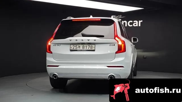 Volvo XC90 XC90 second Generation 2018 года - вид 4