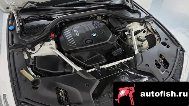 BMW 5-Series 5 Series (G30) 2018 года - вид 6