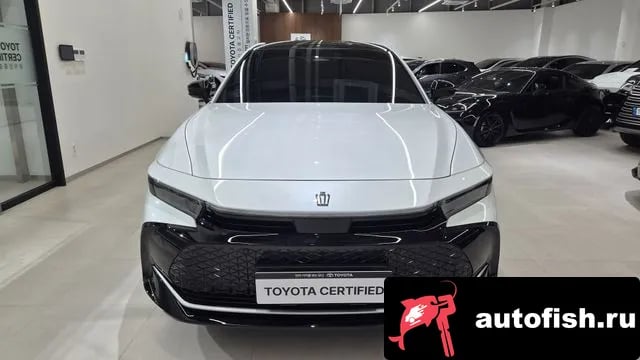 Toyota Crown Crown Crossover 2026 года - вид 3