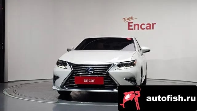 Lexus ES New ES300h 2018 года - вид 3