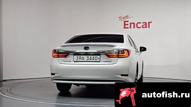 Lexus ES New ES300h 2018 года - вид 4