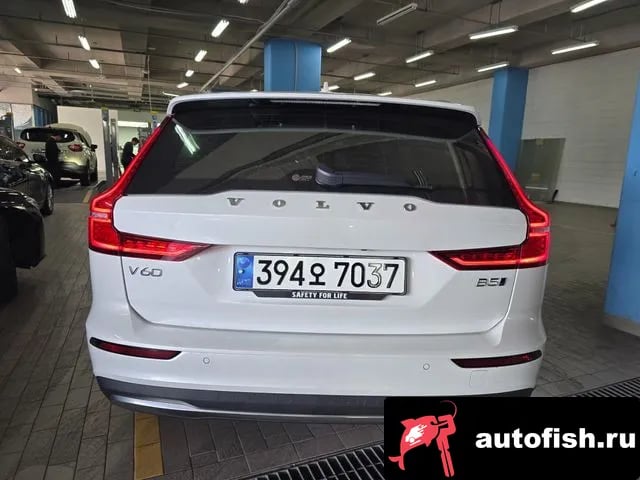 Volvo V60 V60 Cross-country 2nd Generation 2024 года - вид 3