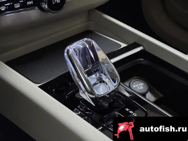 Volvo XC60 XC60 second Generation 2025 года - похожие автомобили