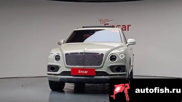 Bentley Bentayga Benteiga 2018 года - вид 3