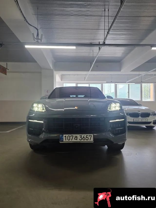 Porsche Cayenne Cayenne (PO536) 2025 года - похожие автомобили