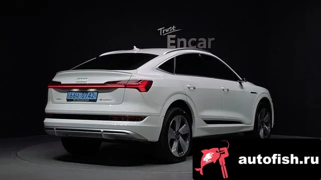 Audi e-tron e-Tron 2022 года - вид 2