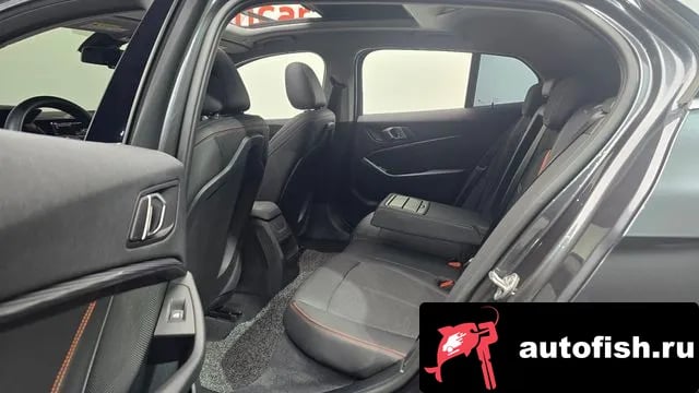 BMW 1-Series 1 Series (F40) 2020 года - похожие автомобили