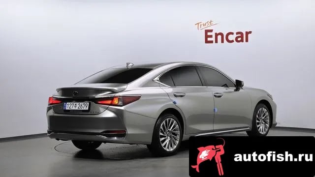 Lexus ES ES300h 7th generation 2025 года - вид 2